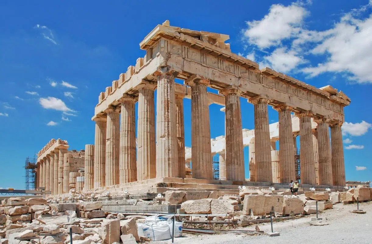 Read more about the article Eski Yunan’da Akropolis ve Parthenon